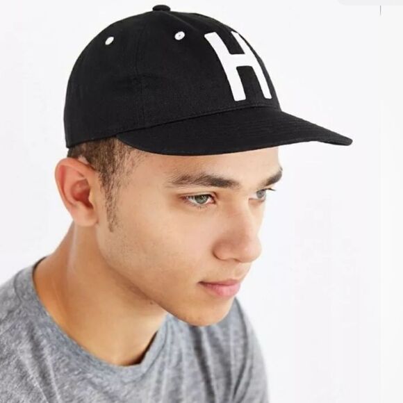 NWT New Black Herschel Supply Co. Creston Baseball Cap. SM/MD - Picture 1 of 14